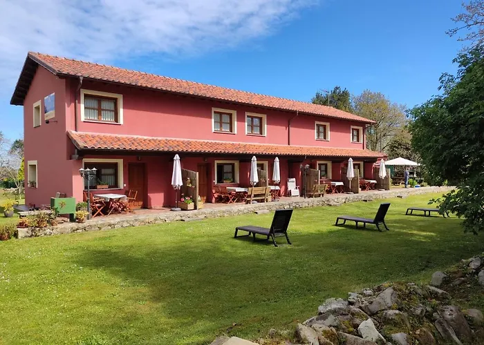 Apartamentos Rurales Llagumelon